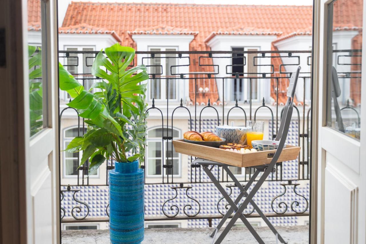 Heart Of Lisbon Private Room With Balcony Exteriör bild